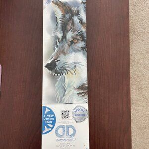 Diamond Dotz "Wolf Portrait" Special Edition diamond painting kit